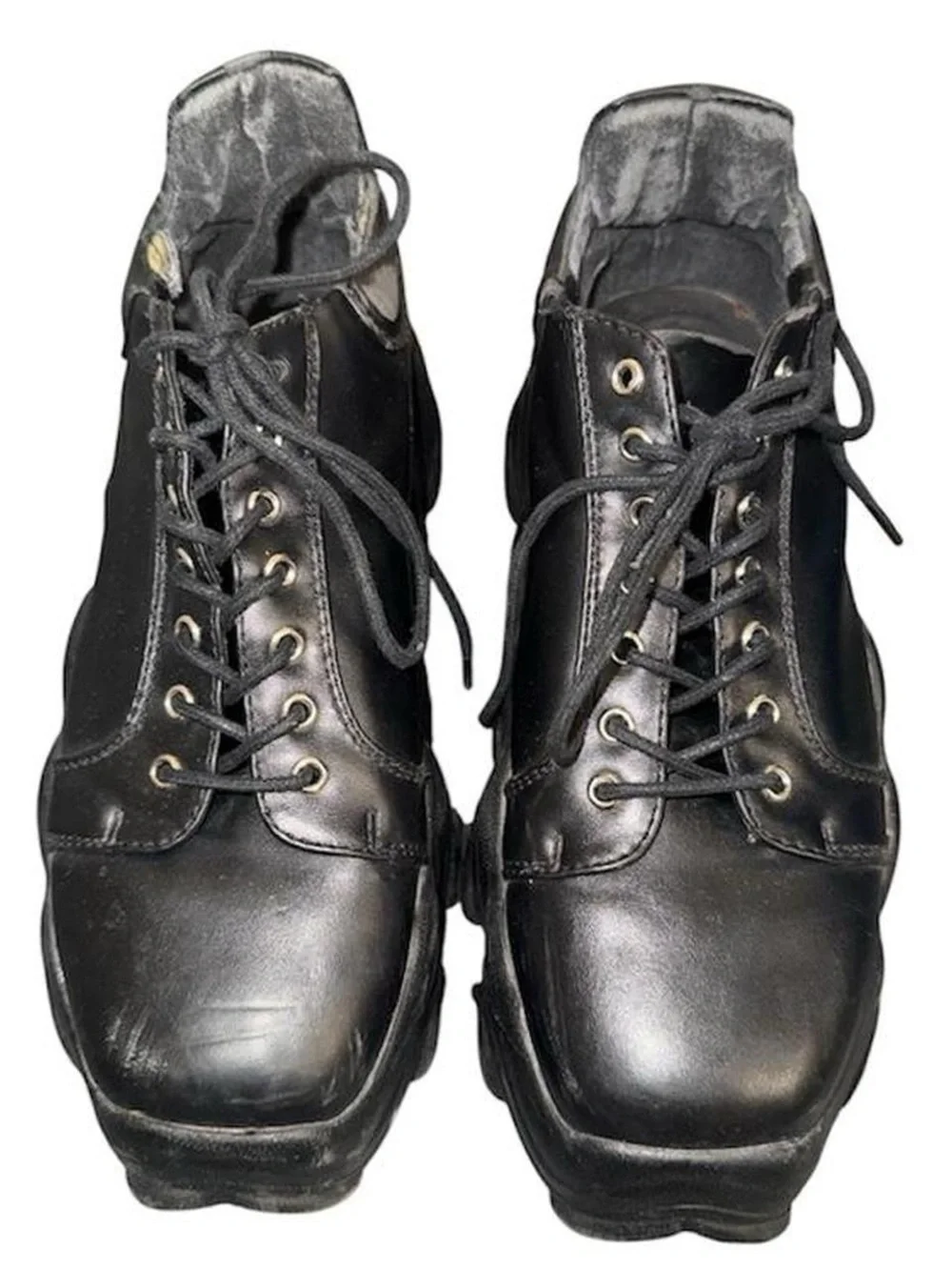 Black chunky platform sneakers